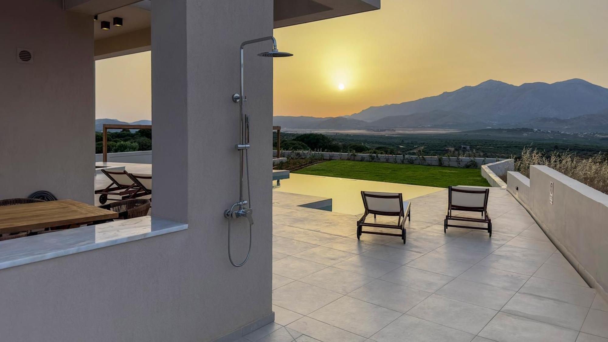 Blue Sky Villas Arkalochori Bagian luar foto